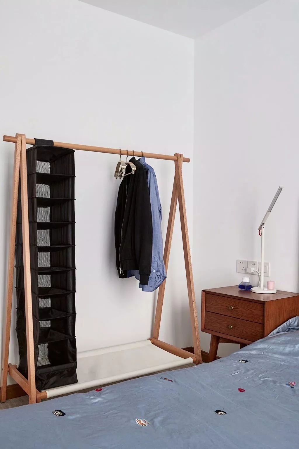 懂得摆衣帽架的人，气质一般都比较优雅！