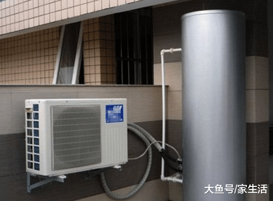 家里装电热水器已经过时了，未来都流行阳台装这种，环保又节能