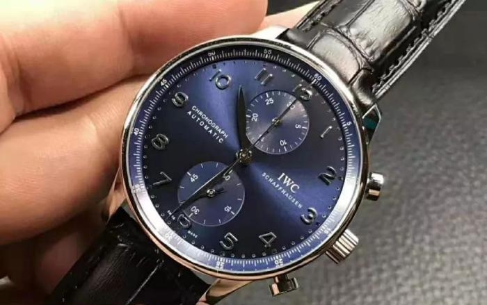 瑞士无视国际禁令查扣中国96吨名表碾压，网友：从仿造到超越制造