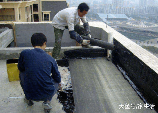 为什么买房不要选顶楼? 入住才知麻烦一大堆, 懊悔没早听说