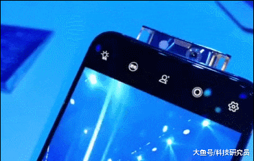 vivo X27 骚出天际：双边滑轨，逆光拍照无敌