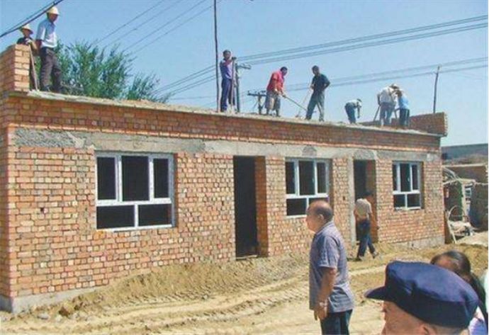 农村居民在建房时一定要多注意，搞清楚情况再进行建房