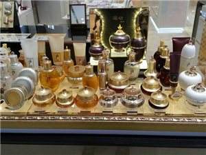 化妆品 专坑中国人?13种知名韩国化妆品重金属超标,伊蒂之屋上榜