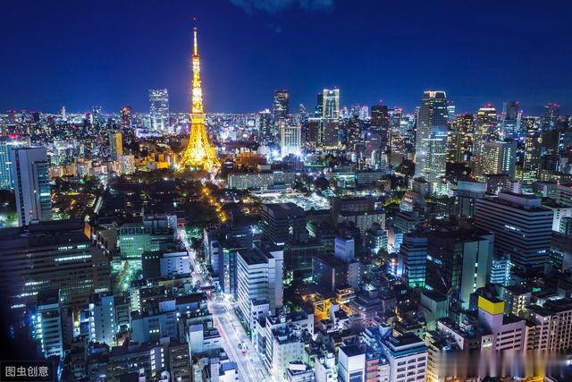 一味压低房价，真的能解决实体经济的问题吗？