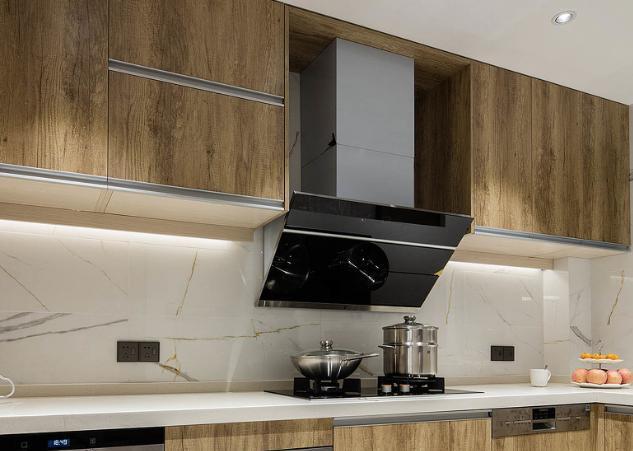 廚房萬萬要裝這種抽油煙機，幸虧聽師傅勸，入住才知多實用！