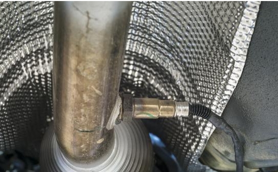 汽车油耗突增高？不妨试试把这三个零件更换掉，解决方法很简单