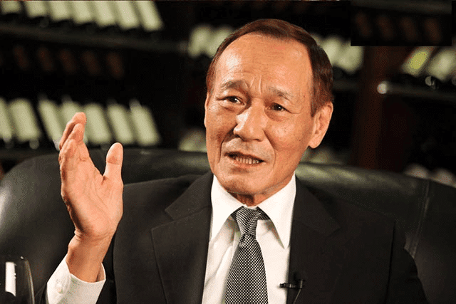 湾仔之虎陈耀兴, 曾帮梅艳芳出气, 遭人报复去世于车内。