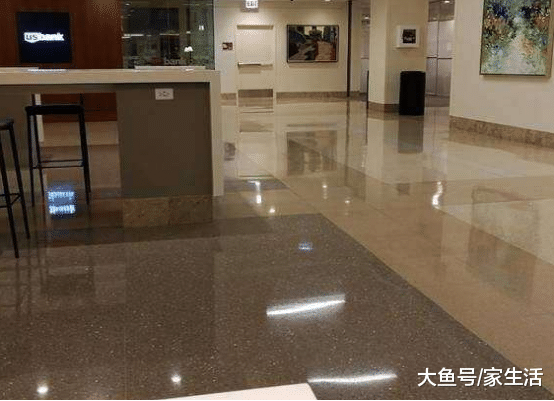 原来如今流行这样铺地面，比瓷砖地板好看多了，关键能省不少钱