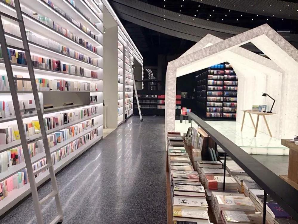 太古：最好的店铺是1比3，门面1 深度3