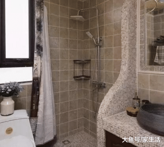 头一次见卫生间这样做干湿分离, 太聪明了, 看完我也回家重装