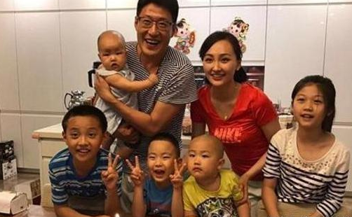 晒晒于震住的豪宅，室内装修奢华大气，头次见明星有5个孩子