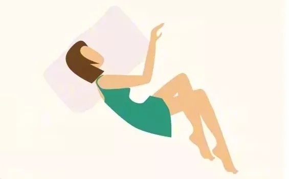 过敏性鼻炎|床上像这样睡觉的人，肝脏多半不好！