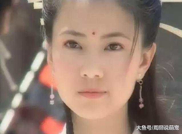 太感人了！现在的黑化终于不用再画粗眼线、涂深色口红了！