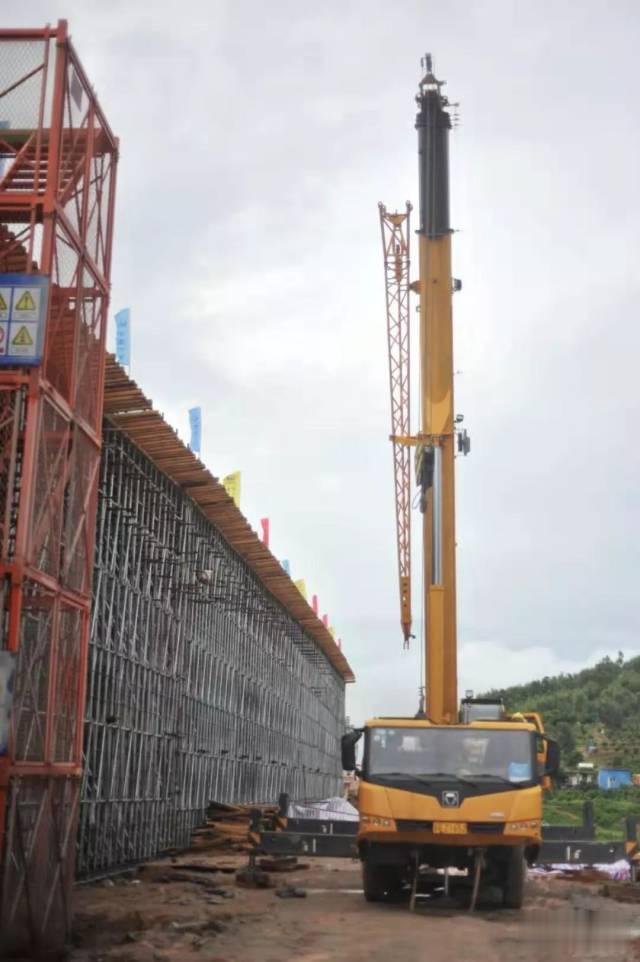 保利地产旗下骏凯豪庭无证擅自建设，被罚款1万