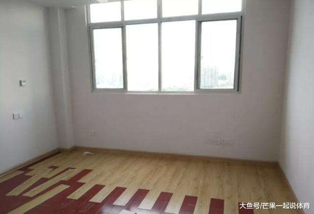 取了70个快递，农村姑娘让出租屋变“新房”！房东：缺男朋友吗？