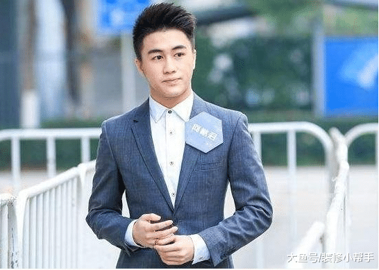 何猷君澳門的豪宅長啥樣，復式的設計很好看，豪華但是又不會俗氣