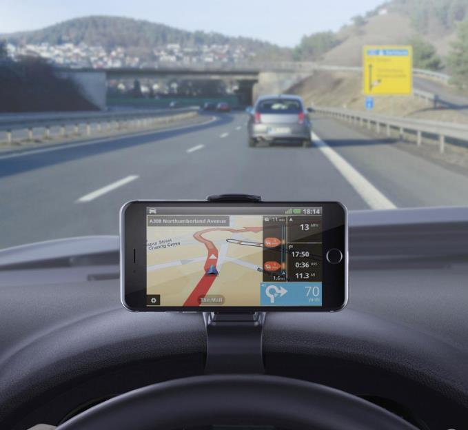手机导航再见了？给爱车装上抬头显示，路况一目了然，行车更安全