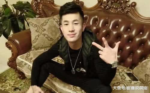 葫芦娃七兄弟相聚，网络上矛盾不断，私下却情同手足？