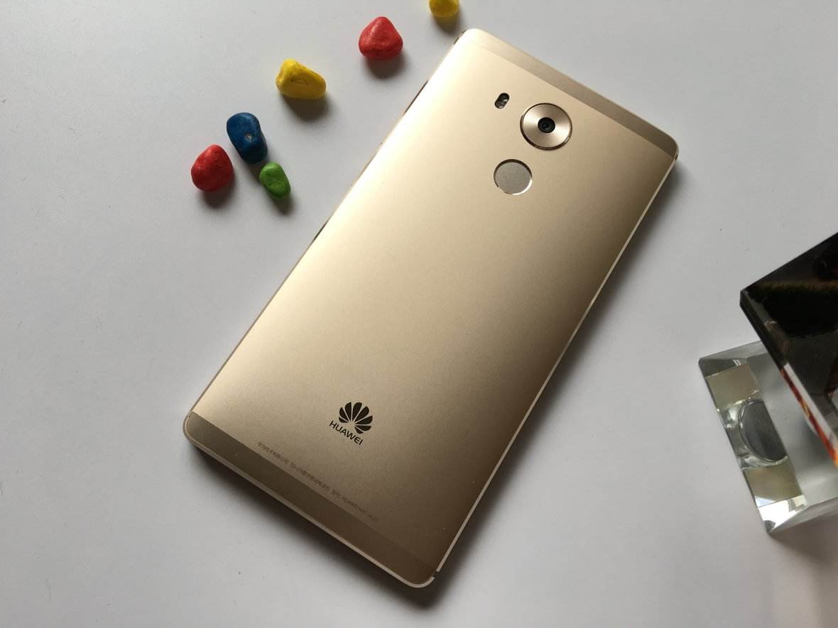 4年前的华为手机长这样？和如今的华为对比依旧有亮点！网友：赞