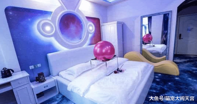 酒店情侣套房中的“圆球”有什么用？前台小妹：年轻人用得会多一点