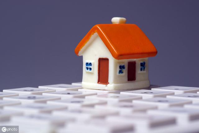 大城市房价都出现下跌情况了，而小县城房价却在不断上涨？