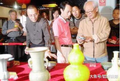 大哥带一堆“碎片”鉴宝，称希望是假的，专家：可惜了