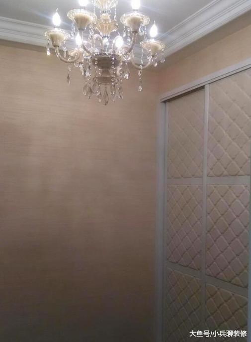 参观嫂子10万装修的新房，满屋乱糟糟，电视柜简直瘆死人！