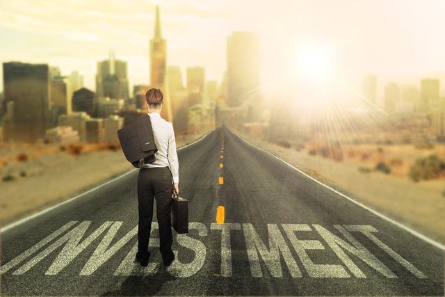 买房的要注意，现在把房产转移到这些城市才保值，要不然都是累赘