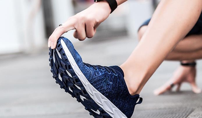 100块和1000块的跑鞋区别在哪里？答案让你很意外!