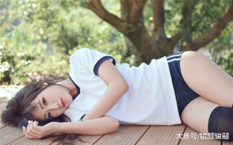 男生們，如果有一天你突然變成女的，那么你第一件事會干什么