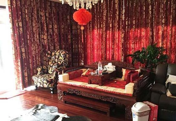 参观上海亲戚的超大豪宅，网友：这是唯一把别墅住成农村房的人！