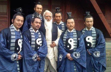 身为明教杨左使，怎肯让自己的女儿嫁与武当殷六侠？原因有这些！