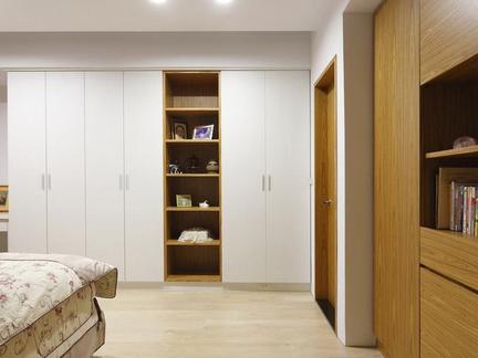 臥室萬萬不要裝這種衣柜了，費錢又不耐用，后悔知道太晚了！