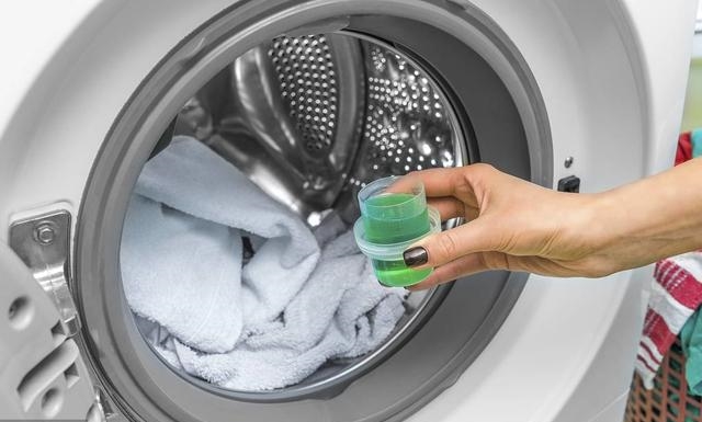 脸上螨虫超级多？教你一个土办法，不到一毛钱，螨虫全部死光光，全军覆灭