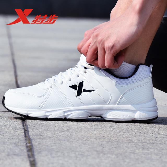 又出一男鞋：叫“特步透气鞋”，适合四五十岁男人穿，养脚贼舒适