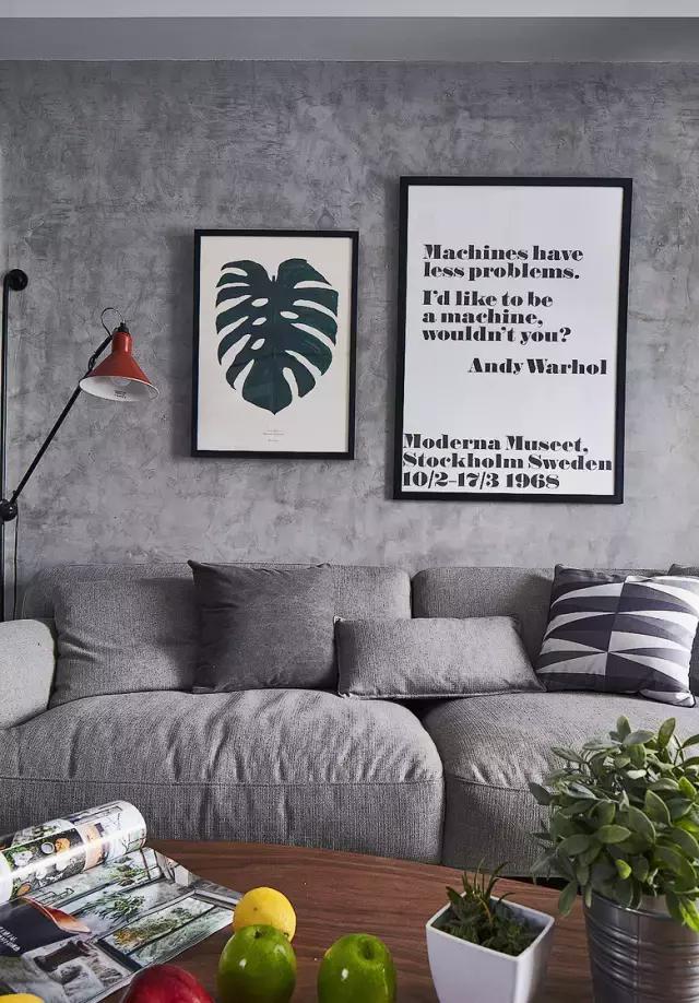 灰不溜秋的93㎡，装修还花了10W，夫妻俩却hin满意？