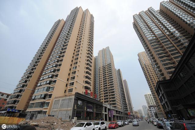 “回迁房”跟“商品房”一样吗？内行人一对比，差距一目了然！