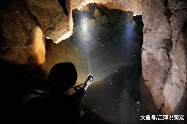 木匠进洞找水源未归，15年后探险家进入，发现了这个亚洲最深洞穴