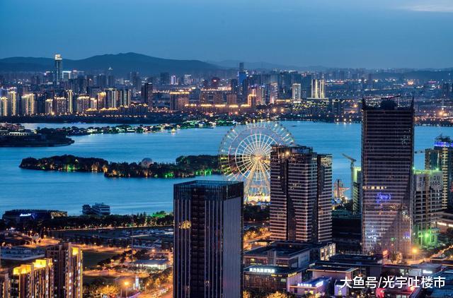 新一轮楼市调控升级序幕正在拉开，这座城市限售5年，炒房者慌了