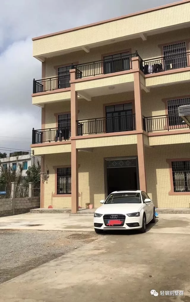 你还在存钱买房吗？有钱人全跑乡下自己建房了！