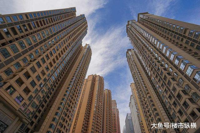 买房签合同，看好这3点，否则房子不容易拿到，房产证也难办好