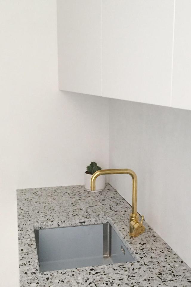 选好水槽真不难，只要你照着这份指南走，尺寸、材质各个分析到位