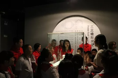 碧桂园遂宁片区“与爱同行，大手牵小手”关爱留守儿童公益活动温暖落幕