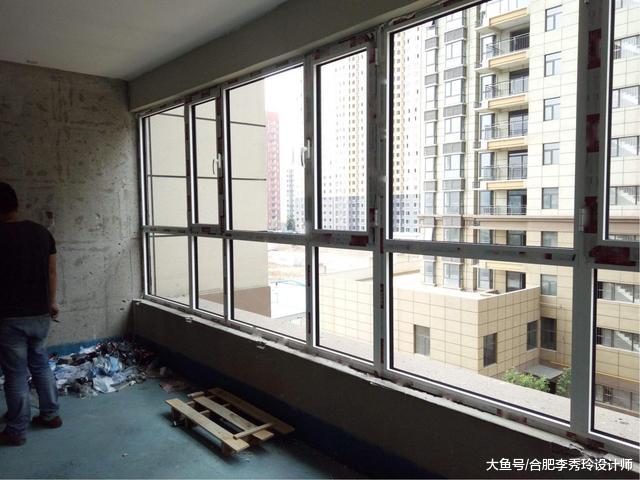 用断桥铝封阳台，买的型号是55、60、65还是70的好？别被销售给坑了！