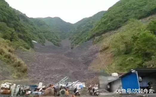 ＂湖北绿松石矿场捡矿渣一天挣好几百，看到苛刻条件大多人只能却步＂