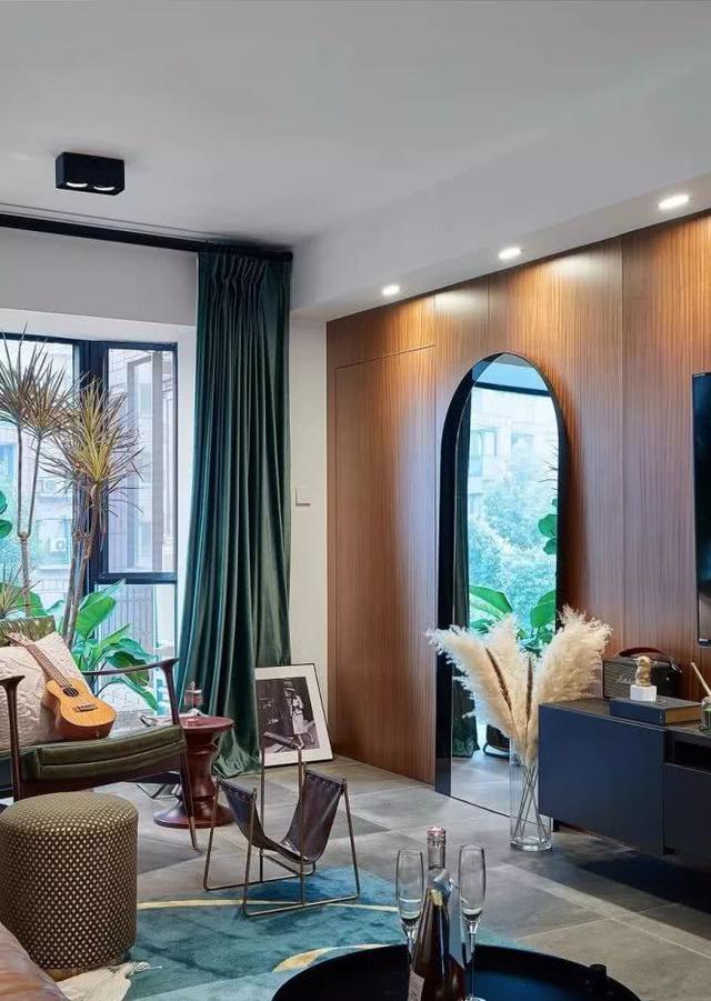 这些隐形门藏得真巧，不认真看都发现不了