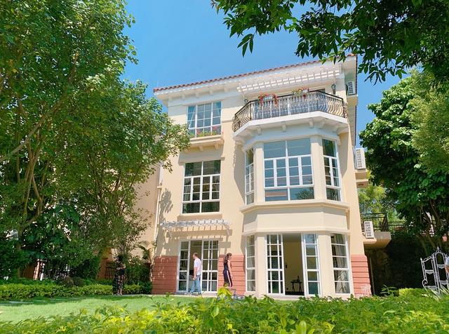 275万/栋起带装修，在广州买别墅！面湖+望山+大花园，还能看白鹭