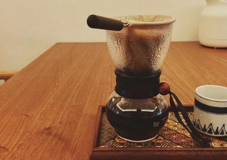 溫暖的斷舍離！90后女插畫師靠收納把“畫中家”變為現實！