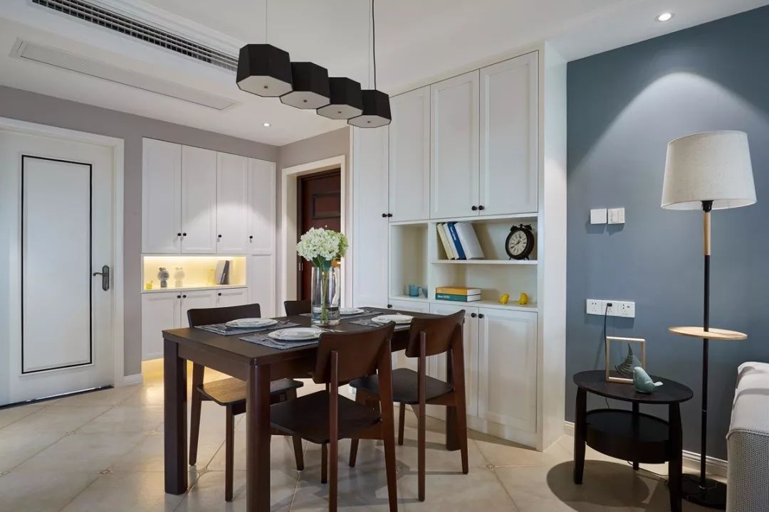 定制餐边柜，空间不浪费，看着也很美！