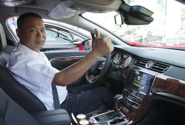 来了，滴滴网约车开放平台在武汉上线，用户可一键叫车！